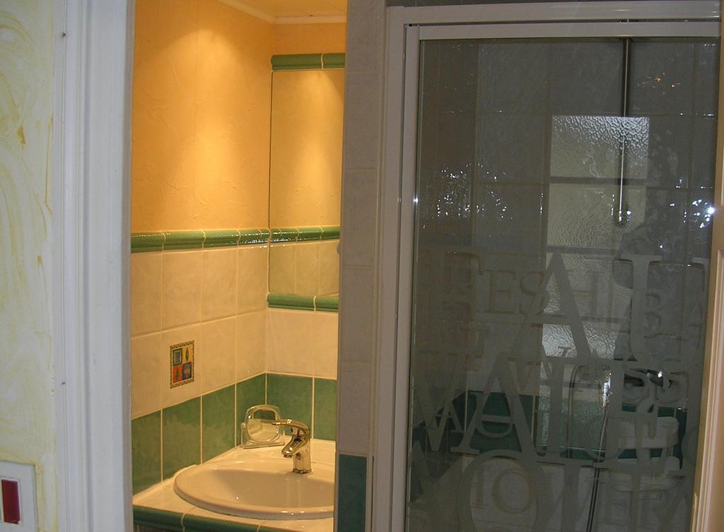 Apartamento Le Jardin Gréoux-les-Bains Exterior foto